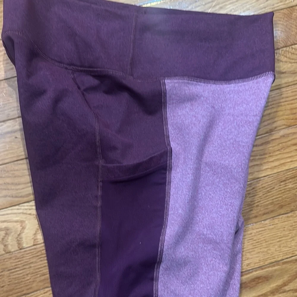 Fabletics Purple Capri Pants High Waist Stretch - Picture 3 of 3